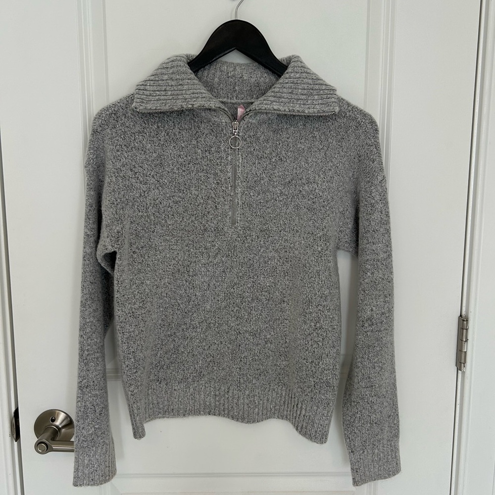 Love by Design Gray 1/4 Zip Sweater